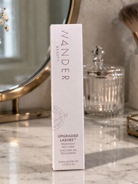 Wander Beauty Upgraded Lashes Treatment Mascara in Jet Black, New in the Box!